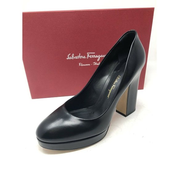 New Salvatore Ferragamo Black Heels Size 9.5 US